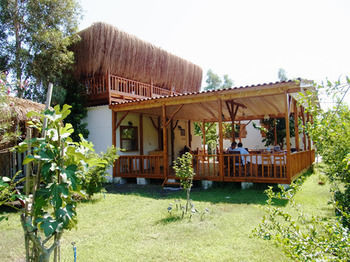 Villa Iz ชิลารึ ภายนอก รูปภาพ