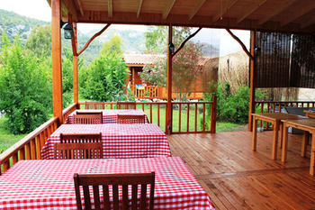 Villa Iz ชิลารึ ภายนอก รูปภาพ